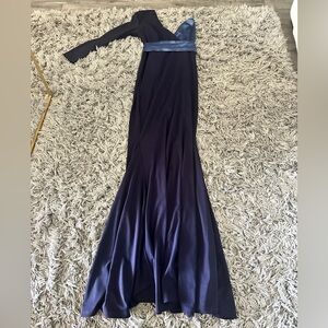 One sleeve shoulder evening gown